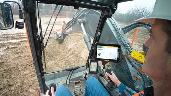 Machine-Guidance-Module-in-cab-576x324_2.jpg