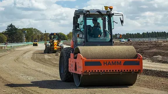 Trimble-Earthworks-for-Soil-Compactors-2-576x324.jpg